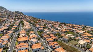 Villa Palmeiras by YOUR KEY MADEIRA