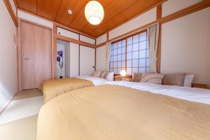 Ys HOUSE
