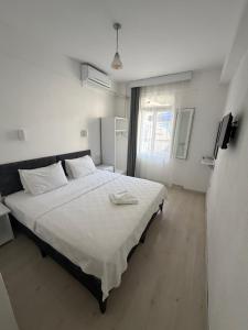 R HOUSE HOTEL