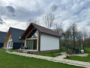 Căsuțele H - Cabane A-Frame, Ciubăr, Cheile Doftanei