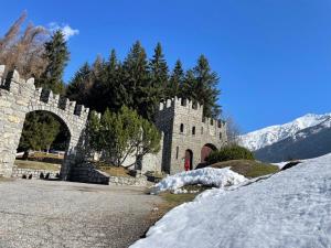 Castle Apartment in Ponte di Legno