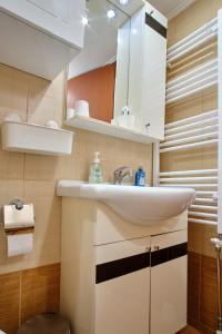 Etoile Home