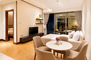 Altara suite apterment 120 Da Nang