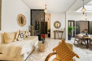 Riad privé Maskat, piscine, petit-déjeuners, proche Jemaa el-Fna