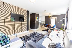 3BR 2BA Miami Home Near Wynwood&Beach with Parking, Patio and Garden
