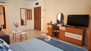 Santa Marina Holiday Village - Blue Magic