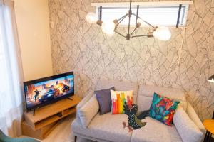 OKINAWA BEACH HOUSE Golden S