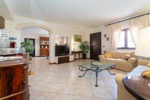 Villa Sole dOro - Pool, Garden, and Sea View