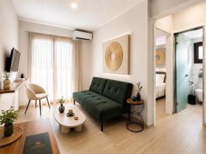 ATHONITEseasons luxury suites