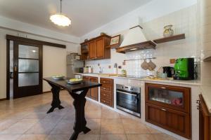 Villa Sole dOro - Pool, Garden, and Sea View