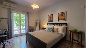 Proteus Cozy apartment in Adamas