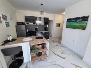 Apartment Aria 10