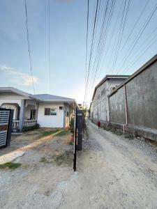 1-minute walk to the beach! Best Elyu Staycation!