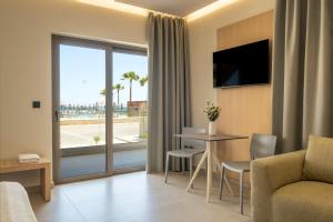 Eanthia Beach Resort
