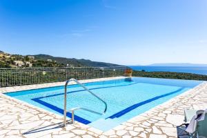 Entire 6 Bed Ensuite Villa - Infinity Pool