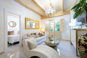 Luxury Apartment