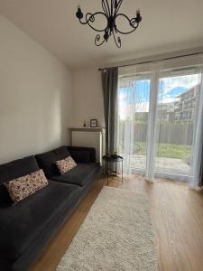 Wiślany Mokotów Apartament z ogródkiem i parkingiem