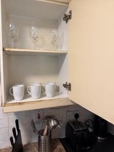2 Bed Apartment near Pearse Station