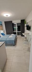 Apartament LAVENDER 17 - aneks kuchenny i balkon wśród hortensji