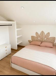 Loft tout confort 120m2 vue église, proche plages et commerces