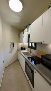 Mikio - Cretan Village House, Vineyards & Music
