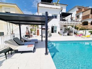 Urogallos Garden Villas Studio Retreat