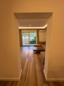 Villa Lungomare-Large Waterfront Apartment -Lungomare Promenade 6