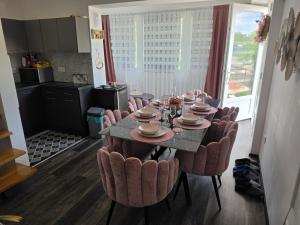 Vártalak apartmanház