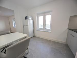 K06 - Centrally located apartment near metro station