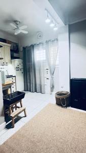 Grandpas home - Athens