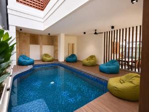 NODE Studio Suite Modern Co-Living Near Airport 10Minute
