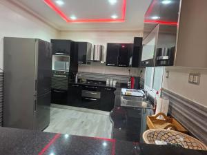 Charmant T3 El Achour Clim terrasse parking