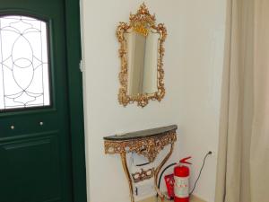 Dahlia Apartment