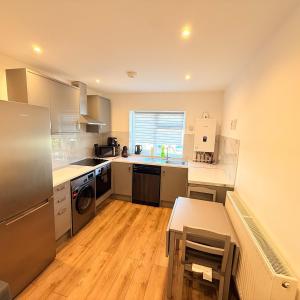 Luxury London Retreat, Sleeps 3, Free Parking