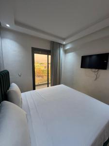 Aroussat Annakhil-312-Pool-2km beach-Airport