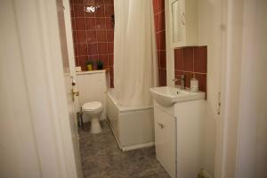 Comfy Peckham Stay - Steps from Peckham Rye