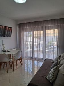 Work of Art apartment in Nea Michaniona