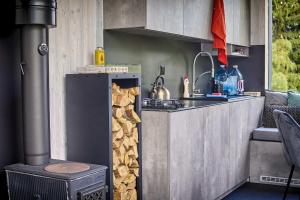 Glamping maringotka Na hraně Pekla