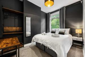 3 BR Home Close to MCR City Centre