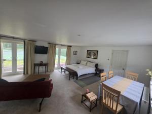 The Bungalow at Grove House