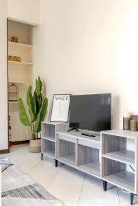 Venice Shore Apartment