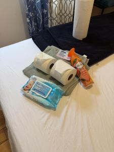 Beautiful Queen size bed