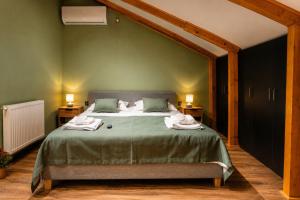 cozy Attic in old tbilisi yard
