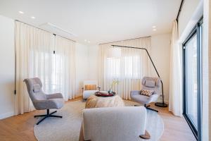 NEW! Villa Nostra- Luxury Villa, Tennis court, Gym, Swimming Pool, Jacuzzi by Dream Villas Albufeira