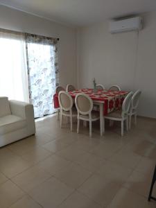 Hermosa Casa de 4 habitaciones en Tixcacal, Mérida