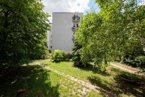 Asfaltowa Mokotów City Apartment by BookingHost