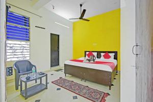 OYO Radhe Hotel