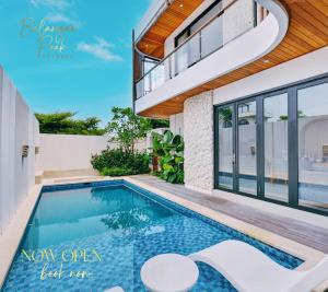 Balangan Peak Retreat