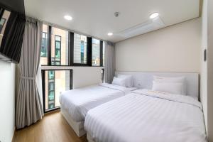 Hotel Bliss