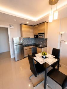 Sea View Condo 1 Bedroom and Sofa Bed Rooftop Pool in Rawai